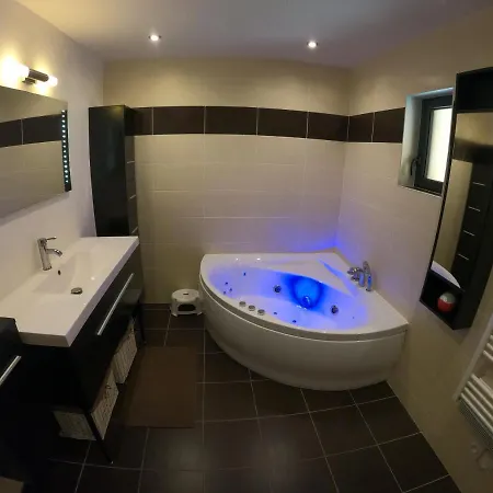 Maison Neuve Proche De Barcelonnette Holiday home